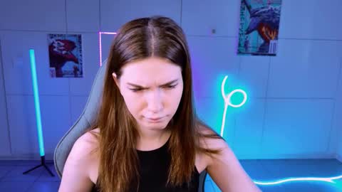 Snapshot of aliceinredsquare_ chatting on 12, 9, 2025 Alice online show from 12, 9, 2025