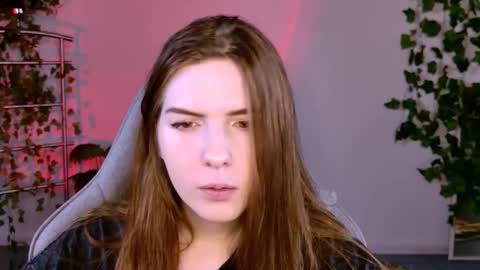 Snapshot of aliceinredsquare_ chatting on 14, 9, 2025 Alice online show from 14, 9, 2025