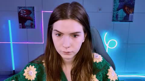 Snapshot of aliceinredsquare_ chatting on 21, 9, 2025 Alice online show from 21, 9, 2025