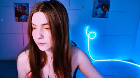 Snapshot of aliceinredsquare_ chatting on 1, 10, 2025 Alice online show from 1, 10, 2025