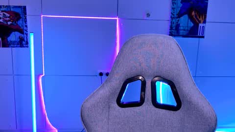 Snapshot of aliceinredsquare_ chatting on 4, 10, 2025 Alice online show from 4, 10, 2025