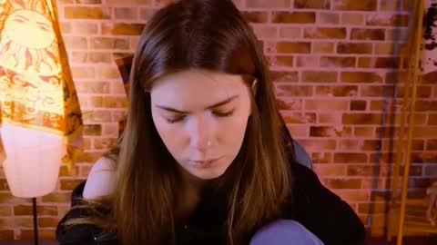 Snapshot of aliceinredsquare_ chatting on 15, 10, 2025 Alice online show from 15, 10, 2025