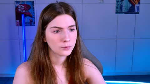 Snapshot of aliceinredsquare_ chatting on 22, 10, 2025 Alice online show from 22, 10, 2025