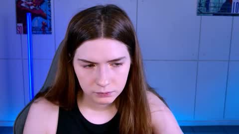 Snapshot of aliceinredsquare_ chatting on 24, 10, 2025 Alice online show from 24, 10, 2025