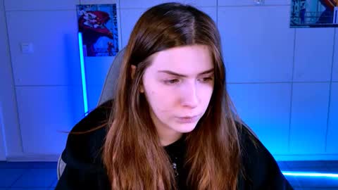 Snapshot of aliceinredsquare_ chatting on 30, 10, 2025 Alice online show from 30, 10, 2025