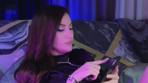 alicejameson online show from 11, 9, 2025