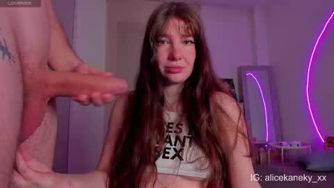 Snapshot of alicekaneky_xx chatting on 14, 12, 2025 Alice 19 Kaneky 19 online show from 14, 12, 2025