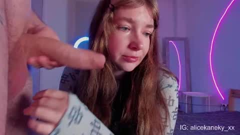 Snapshot of alicekaneky_xx chatting on 8, 2, 2026 Alice 19 Kaneky 19 online show from 8, 2, 2026