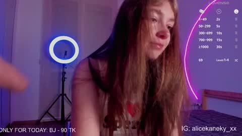 Snapshot of alicekaneky_xx chatting on 9, 2, 2026 Alice 19 Kaneky 19 online show from 9, 2, 2026