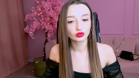 Alice online show from 19, 9, 2025