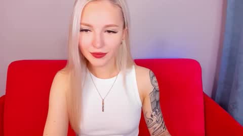 Snapshot of alicemonro chatting on 11, 10, 2025 alicemonro online show from 11, 10, 2025