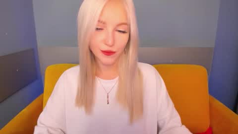 Snapshot of alicemonro chatting on 25, 10, 2025 alicemonro online show from 25, 10, 2025