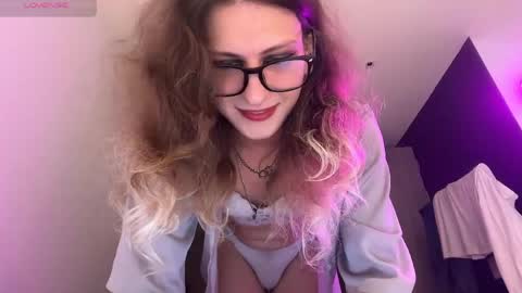 AlicePinkhead online show from 1, 6, 2026