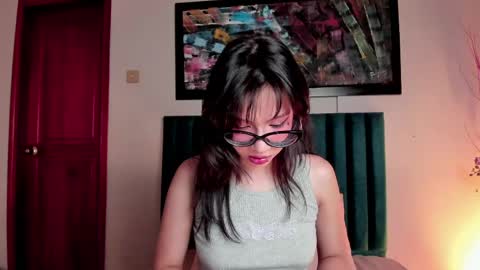 Alice Thompsom online show from 28, 4, 2026