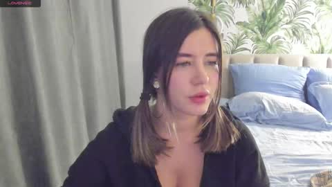 Snapshot of alicetuker chatting on 16, 11, 2025 Alice online show from 16, 11, 2025