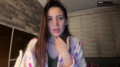 Snapshot of alicewillow chatting on 3, 12, 2024 Alice online show from 3, 12, 2024