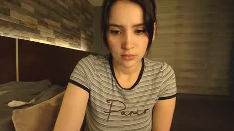 Snapshot of alicewillow chatting on 28, 10, 2025 Alice online show from 28, 10, 2025