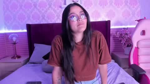 Alicia  online show from 4, 5, 2026