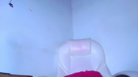 Alicia Kyse  online show from 25, 1, 2025