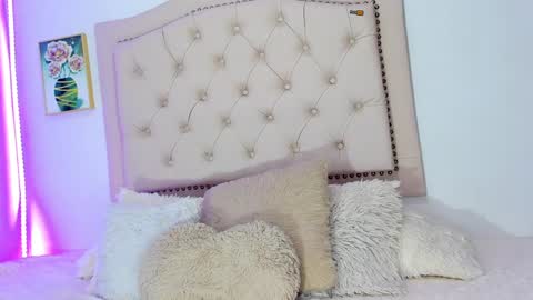 Snapshot of alicia_trece chatting on 29, 1, 2025 online show from 29, 1, 2025