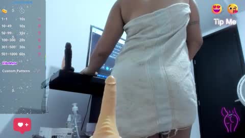 Snapshot of alicia_whittee chatting on 13, 9, 2025 alicia_whittee online show from 13, 9, 2025