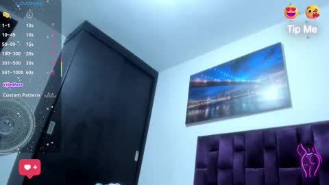 Snapshot of alicia_whittee chatting on 13, 10, 2025 alicia_whittee online show from 13, 10, 2025