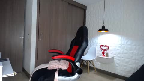 Snapshot of alicia_wonder_dl chatting on 12, 1, 2025 Ali online show from 12, 1, 2025