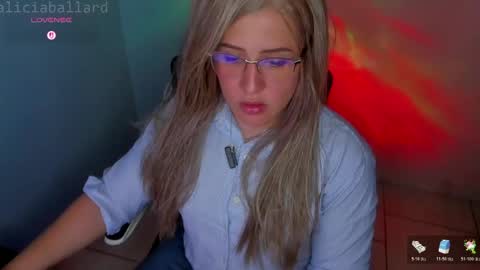 Snapshot of aliciaballard chatting on 22, 4, 2026 Jennyfer online show from 22, 4, 2026