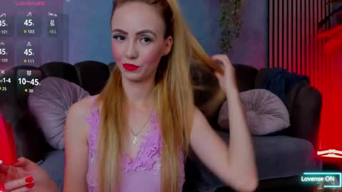 Snapshot of aliciahazel chatting on 9, 6, 2026 aliciahazel online show from 9, 6, 2026