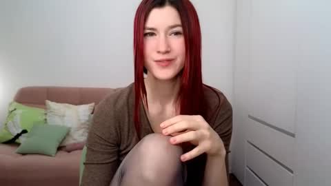 Snapshot of alicianoveli chatting on 13, 11, 2025 alicianoveli online show from 13, 11, 2025