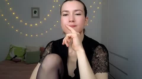 Snapshot of alicianoveli chatting on 4, 7, 2026 alicianoveli online show from 4, 7, 2026