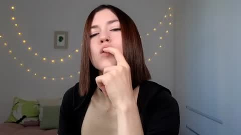 Snapshot of alicianoveli chatting on 17, 7, 2026 alicianoveli online show from 17, 7, 2026