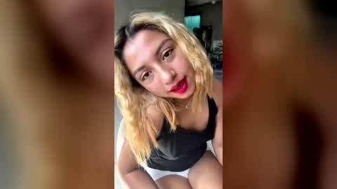 Karla Oconoor online show from 19, 6, 2026