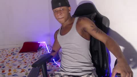 Snapshot of alid_17 chatting on 13, 12, 2024 Alid 17 online show from 13, 12, 2024