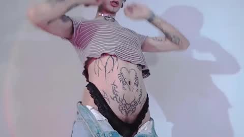 Snapshot of alienexxx chatting on 10, 2, 2025 online show from 10, 2, 2025