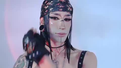    online show from 28, 5, 2026
