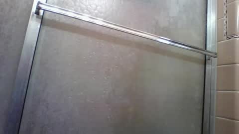 Snapshot of alienlove23 chatting on 15, 12, 2025 alienlove23 online show from 15, 12, 2025