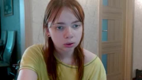 Snapshot of aliiice_stone chatting on 11, 9, 2025 Alice online show from 11, 9, 2025