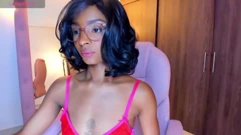 Snapshot of alika_houston chatting on 18, 5, 2026 IG Alik nasso online show from 18, 5, 2026