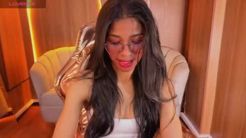 Snapshot of alina_b_ chatting on 25, 5, 2026 alina_b_ online show from 25, 5, 2026