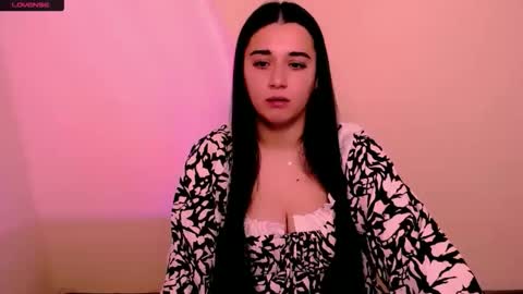 Snapshot of alinaasti_ chatting on 27, 11, 2025 Alina online show from 27, 11, 2025