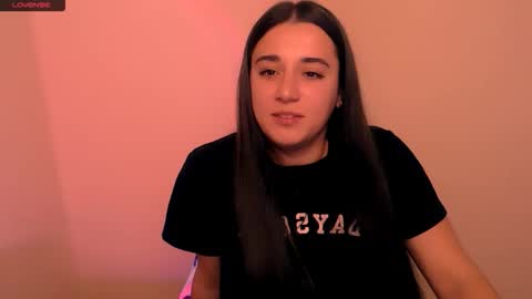 Snapshot of alinaasti_ chatting on 2, 12, 2025 Alina online show from 2, 12, 2025