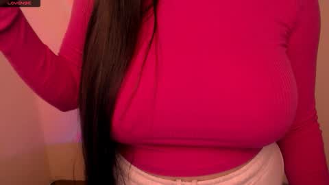 Snapshot of alinaasti_ chatting on 5, 12, 2025 Alina online show from 5, 12, 2025