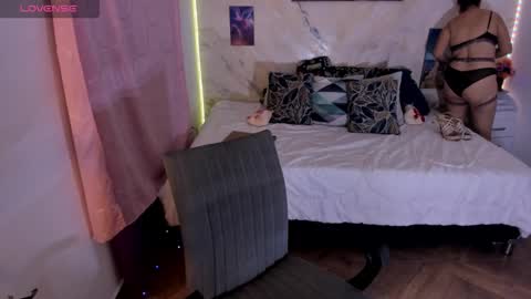 alinabozz1 online show from 6, 1, 2026