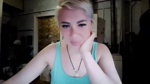 Alina online show from 4, 4, 2026