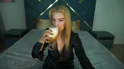 Snapshot of alinalemon chatting on 19, 6, 2026 Alina online show from 19, 6, 2026