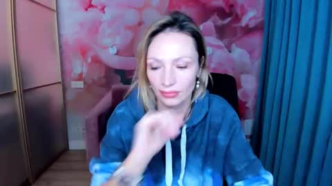 AlinaMoor online show from 20, 12, 2025