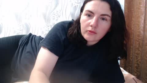 Snapshot of alinaxjames chatting on 17, 6, 2026 AlinaxJames online show from 17, 6, 2026