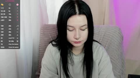 Snapshot of alinegreeeen chatting on 17, 1, 2025 Aline Greeeen online show from 17, 1, 2025