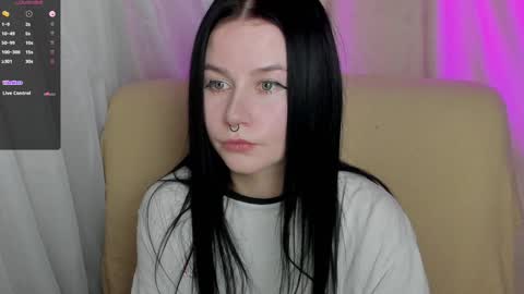 Snapshot of alinegreeeen chatting on 29, 1, 2025 Aline Greeeen online show from 29, 1, 2025